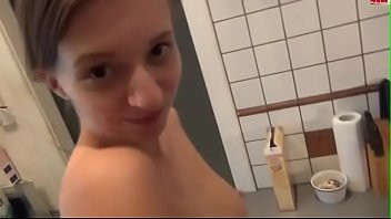 Play ВЫЕБАЛ С УТРА ДОЧЬ НА КУХНЕ И КОНЧИЛ В КОФЕ