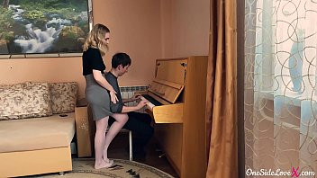Play Instructor on the Piano Deep Sucking Dick Student and Fucking