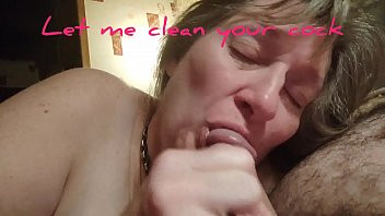 Play Sexy mother submits to all your desires
