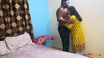 Play Indian Shanaya Bhabhi In Eye Catching Desi Shalwar Suit Having Closeup Sex With Love