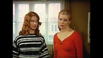 Play Two hot beauties have a stunning sex