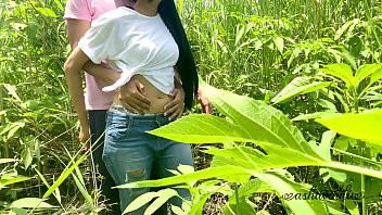 Play Sexy desi beb got huge Cumshot in the Woods!!!