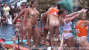 Play Unspeakable debauchery at florida pool party