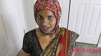 Play Indian Muslim Forced By Boss To Seduced