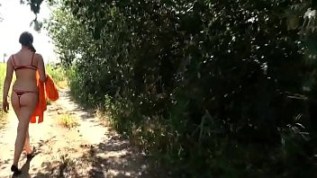Play She's gonna prove she has the guts for a job in porn by FUCKING A DUDE IN PUBLIC
